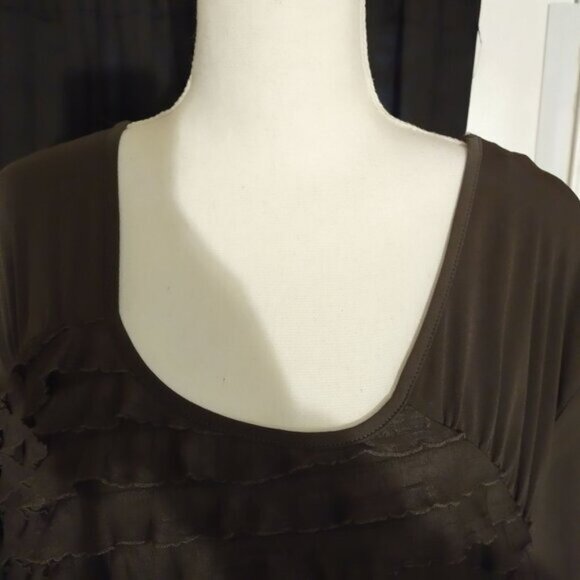 Maggie Barnes Women's Ruffled OLIVE GREEN Tunic Top 4X (30/32) Polyester/Spandex - Picture 7 of 8